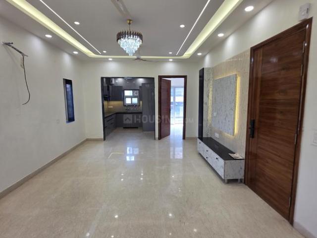 2 BHK Independent Builder Floor in Ramesh Nagar for resale New Delhi. The reference number is 19762246