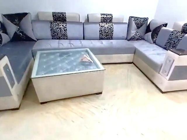 2 BHK Independent Builder Floor in Ramesh Nagar for resale New Delhi. The reference number is 20590320