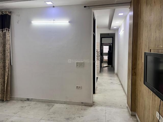 2 BHK Independent Builder Floor in Ramesh Nagar for resale New Delhi. The reference number is 20756870