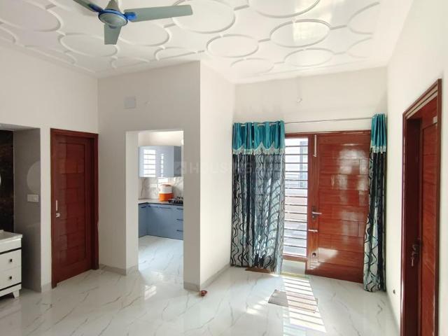 2 BHK Independent Builder Floor in Ripudaman Pura for rent Patiala. The reference number is 20377641