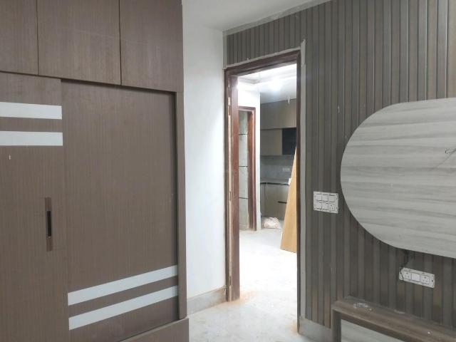 3 BHK Independent Builder Floor in Sector 25 Rohini for resale New Delhi. The reference number is 19996962