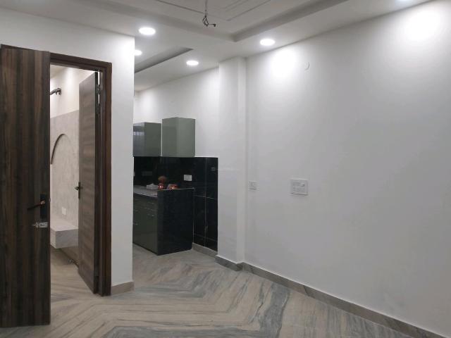 2 BHK Independent Builder Floor in Rohini Sector 28 for resale North West Delhi. The reference number is 17302235