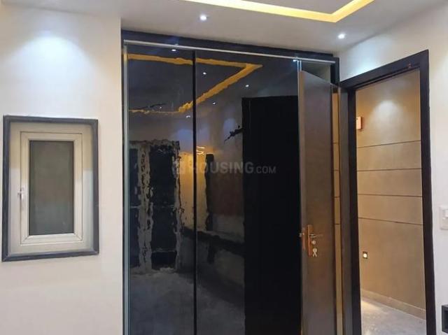 2 BHK Independent Builder Floor in Subhash Nagar for rent New Delhi. The reference number is 16276337