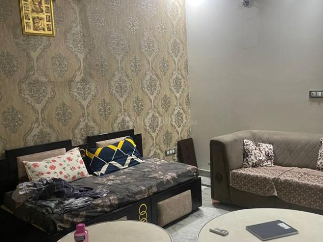 2 BHK Independent Builder Floor in Subhash Nagar for rent New Delhi. The reference number is 18697517