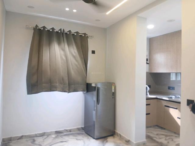 2 BHK Independent Builder Floor in Subhash Nagar for rent New Delhi. The reference number is 18821708