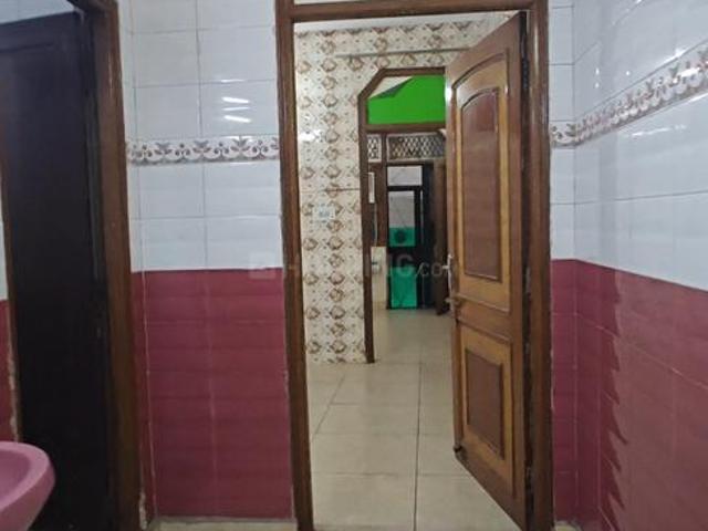 2 BHK Independent Builder Floor in Subhash Nagar for rent New Delhi. The reference number is 19258603