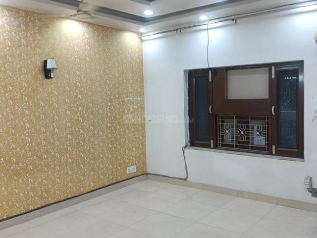 2 BHK Independent Builder Floor in Subhash Nagar for rent New Delhi. The reference number is 20982468