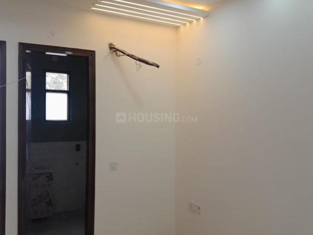 2 BHK Independent Builder Floor in Subhash Nagar for resale New Delhi. The reference number is 18803761