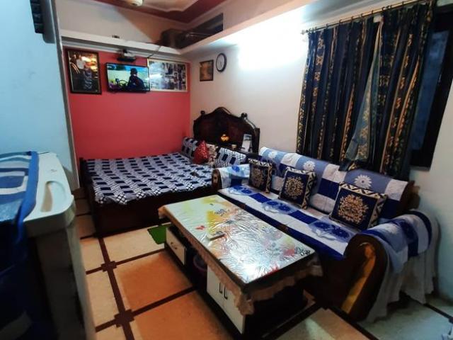 2 BHK Independent Builder Floor in Sudarshan Park for resale West Delhi. The reference number is 14580632