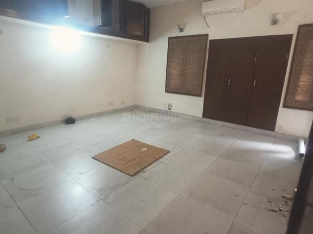 2 BHK Independent Builder Floor in Safdarjung Development Area for rent New Delhi. The reference number is 17224049