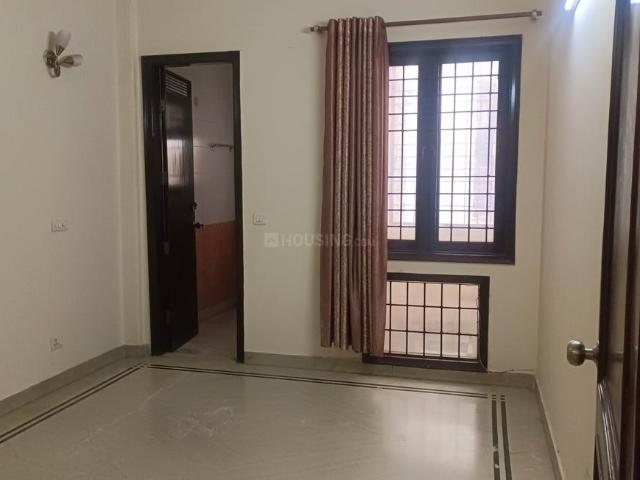 2 BHK Independent Builder Floor in Safdarjung Enclave for rent New Delhi. The reference number is 17088025