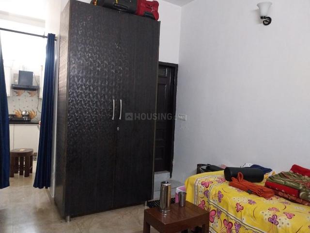 2 BHK Independent Builder Floor in Safdarjung Enclave for rent New Delhi. The reference number is 17310868