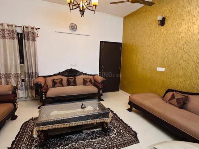 2 BHK Independent Builder Floor in Safdarjung Enclave for rent New Delhi. The reference number is 18935656