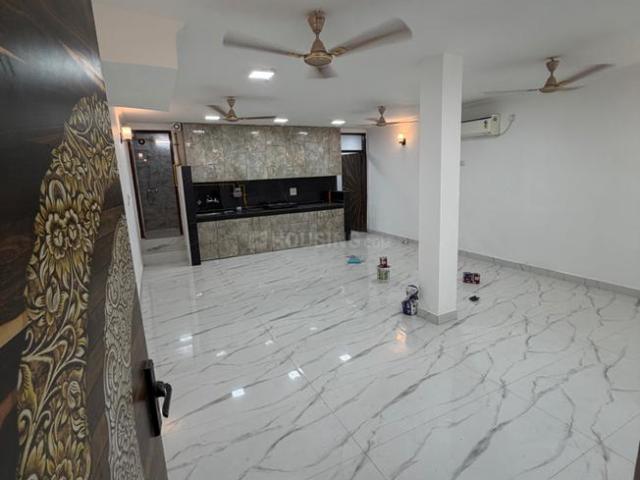 2 BHK Independent Builder Floor in Saket for rent New Delhi. The reference number is 20366364