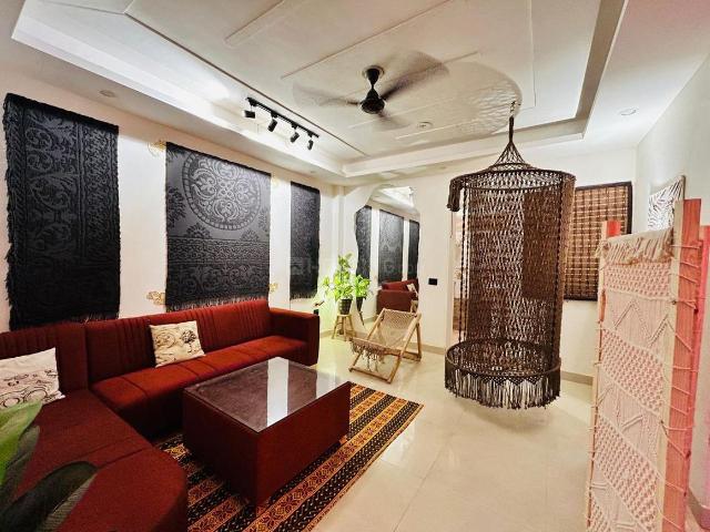 2 BHK Independent Builder Floor in Saket for rent New Delhi. The reference number is 20589256