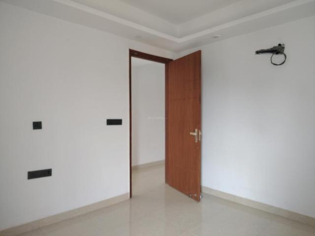 3 BHK Independent Builder Floor in Freedom Fighters Enclave for rent New Delhi. The reference number is 20643016