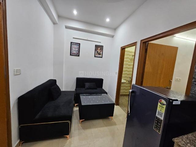 2 BHK Independent Builder Floor in Saket for rent New Delhi. The reference number is 20615587