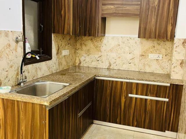 2 BHK Independent Builder Floor in Saket for resale New Delhi. The reference number is 20802583