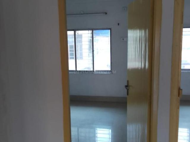 2 BHK Independent Builder Floor in Saha Para for resale Kolkata. The reference number is 20391273
