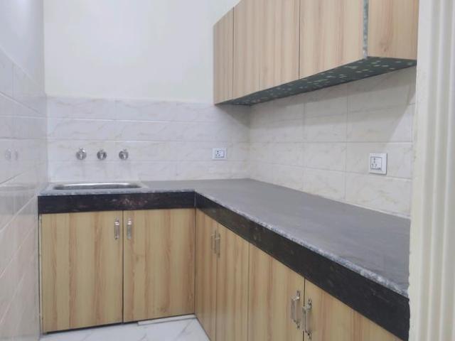 2 BHK Independent Builder Floor in Sangam Vihar for resale New Delhi. The reference number is 20018028