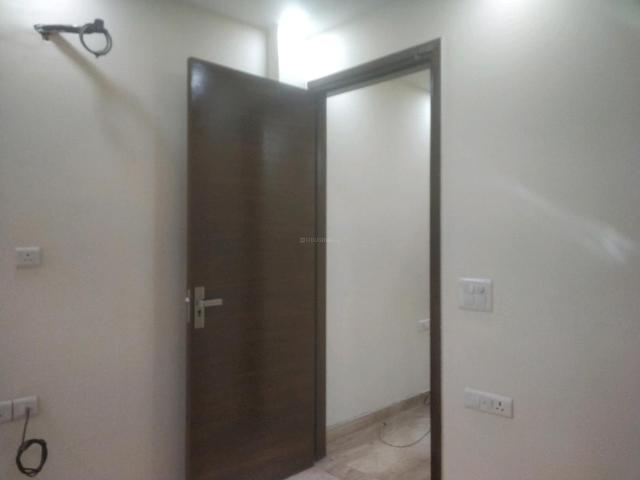 2 BHK Independent Builder Floor in Sant Nagar for resale New Delhi. The reference number is 15993356