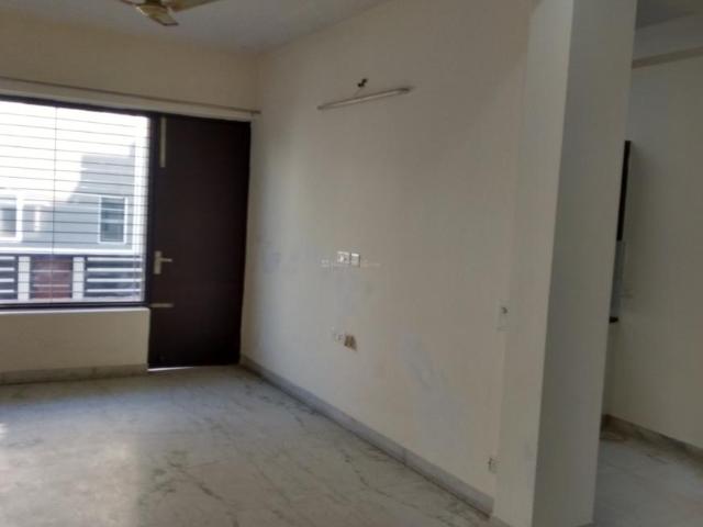 2 BHK Independent Builder Floor in Sector 43 for rent Gurgaon. The reference number is 6273916