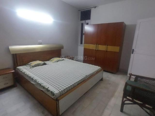 2 BHK Independent Builder Floor in Sector 40 for rent Noida. The reference number is 20461506