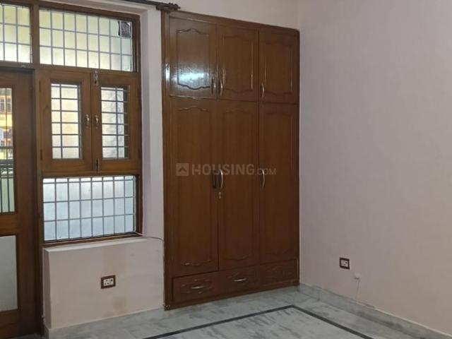2 BHK Independent Builder Floor in Sector 41 for rent Noida. The reference number is 20246266