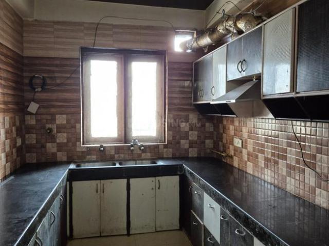 2 BHK Independent Builder Floor in Sector 45 for rent Noida. The reference number is 20023384