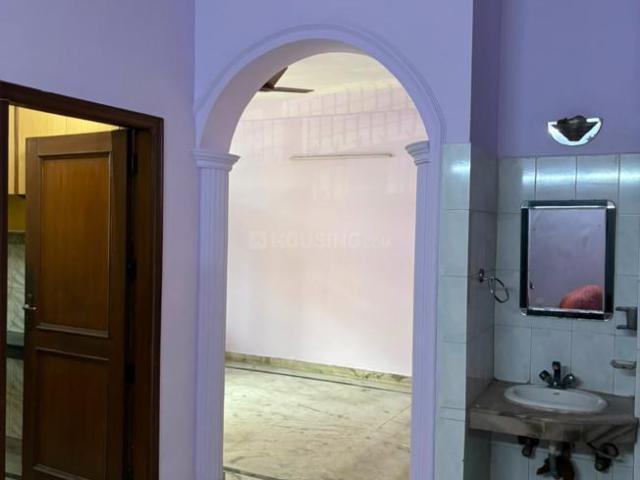2 BHK Independent Builder Floor in Sector 48 for rent Noida. The reference number is 20436403