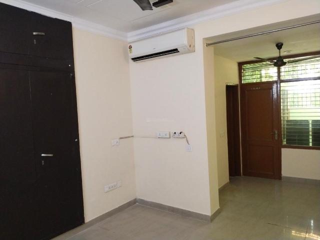 2 BHK Independent Builder Floor in Sector 49 for rent Gurgaon. The reference number is 20426550