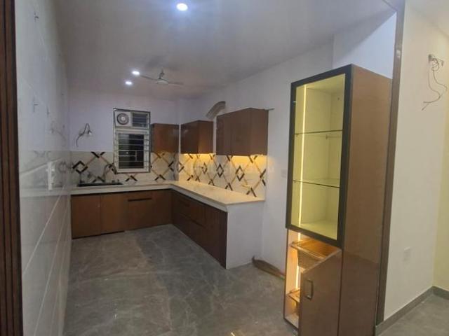 2 BHK Independent Builder Floor in Sector 49 for rent Noida. The reference number is 20547194