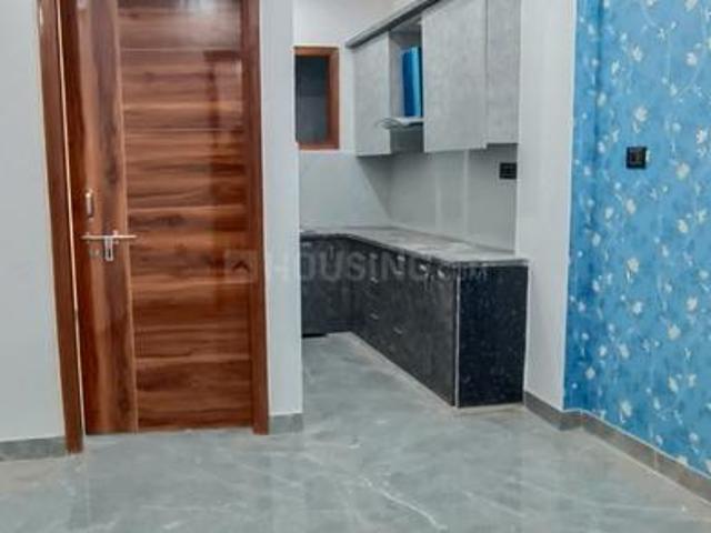 2 BHK Independent Builder Floor in Sector 4 Rohini for resale Rohini. The reference number is 15593403