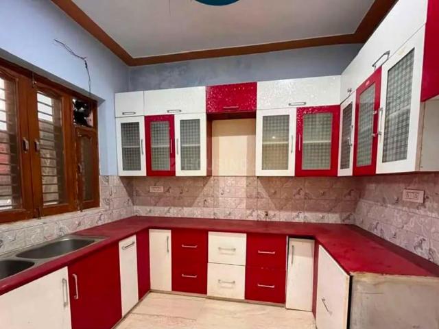 2 BHK Independent Builder Floor in Sector 64 for rent Faridabad. The reference number is 20636010