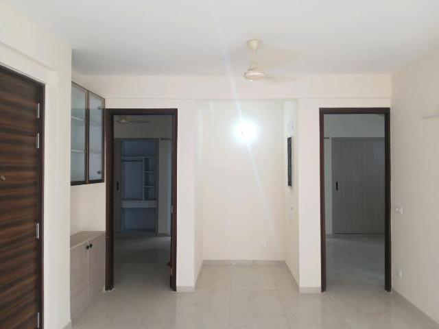 2 BHK Apartment in Sector 89 for resale Gurgaon. The reference number is 19479452