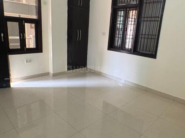 2 BHK Independent Builder Floor in Sector 8 Dwarka for rent New Delhi. The reference number is 19693675