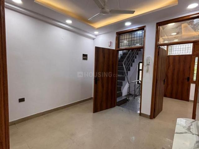 2 BHK Independent Builder Floor in Sector 8 Dwarka for rent New Delhi. The reference number is 19856330