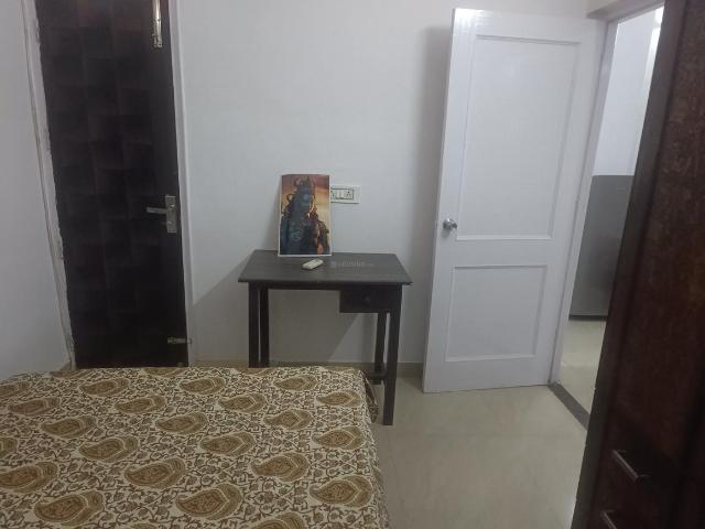 2 BHK Independent Builder Floor in Sector 8 Dwarka for rent New Delhi. The reference number is 19966305