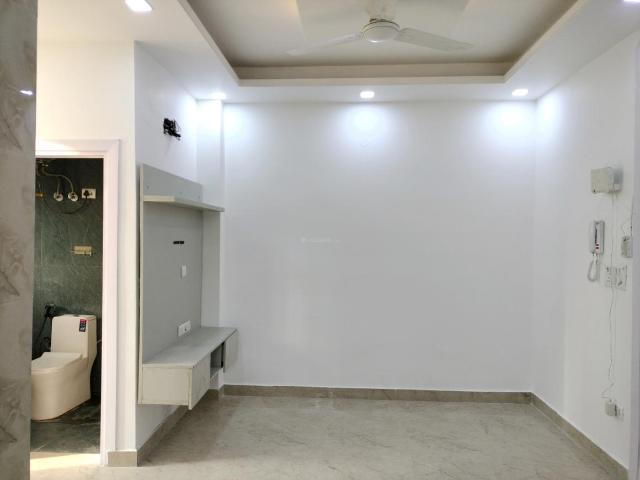 2 BHK Independent Builder Floor in Sector 8 Dwarka for rent New Delhi. The reference number is 20747229