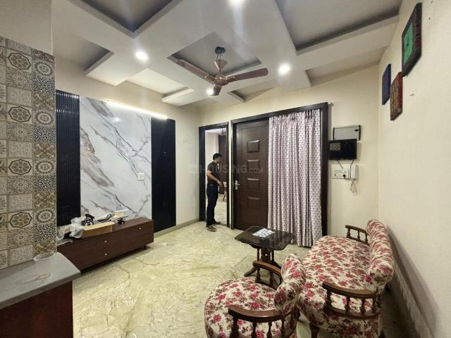 2 BHK Independent Builder Floor in Sector 8 Dwarka for rent New Delhi. The reference number is 20375317
