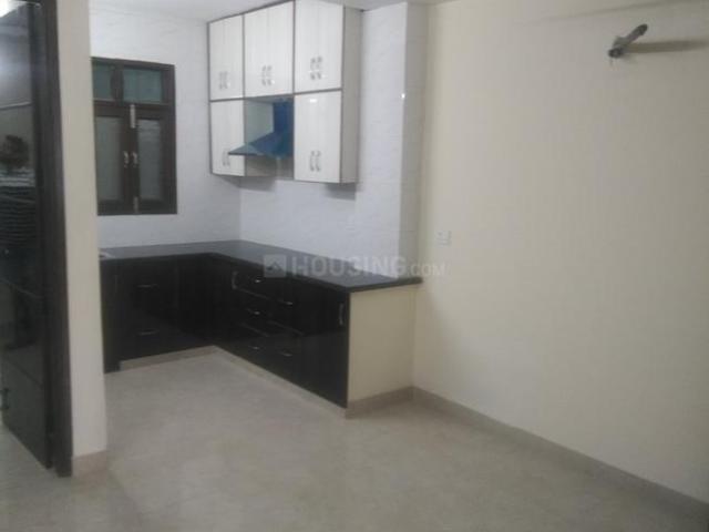 2 BHK Independent Builder Floor in Sector 8 Dwarka for resale New Delhi. The reference number is 4686080