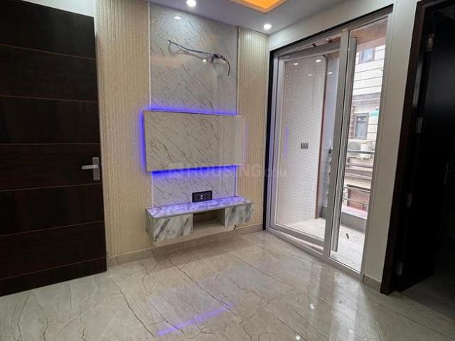 2 BHK Independent Builder Floor in Sector 8 Dwarka for resale New Delhi. The reference number is 19790877