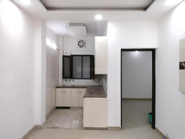 2 BHK Independent Builder Floor in Sector 8 Dwarka for resale New Delhi. The reference number is 20789277