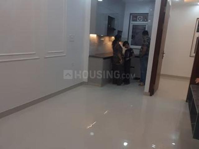 2 BHK Independent Builder Floor in Sector 8 Dwarka for resale Dwarka. The reference number is 17245145