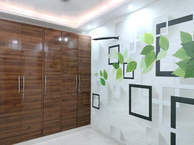 2 BHK Independent Builder Floor in Sector 8 Dwarka for resale Dwarka. The reference number is 17582426