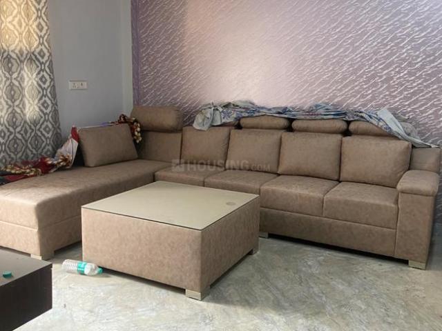2 BHK Independent Builder Floor in Sector 8 Rohini for rent New Delhi. The reference number is 19819761