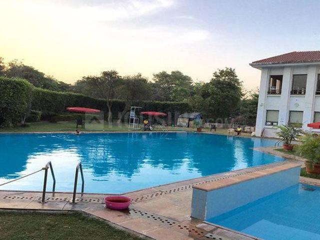 2 BHK Independent Builder Floor in Sector 92 for resale Gurgaon. The reference number is 11491038