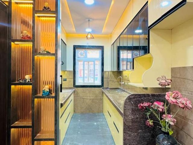 2 BHK Independent Builder Floor in Sector 9 for rent Gurgaon. The reference number is 20389410