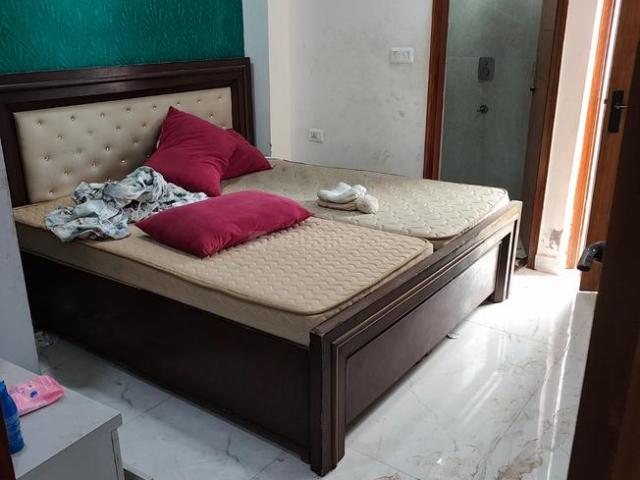2 BHK Independent Builder Floor in Sector 104 for rent Noida. The reference number is 20606323