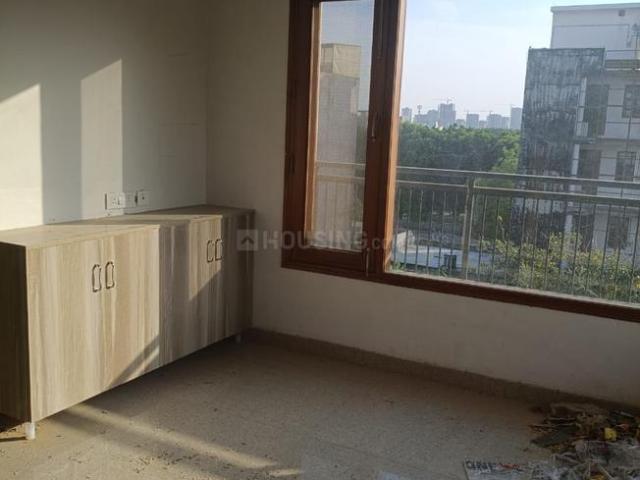 2 BHK Independent Builder Floor in Sector 105 for rent Noida. The reference number is 20215952